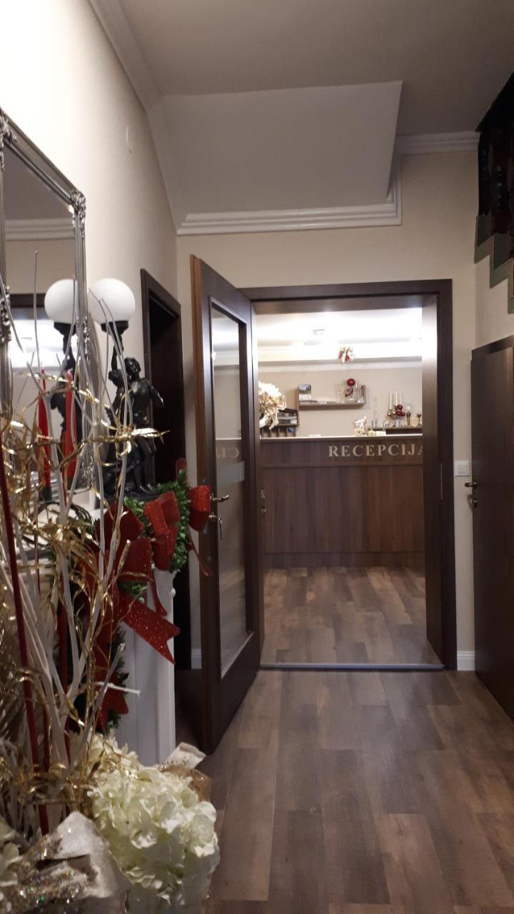 Sport Manca Garni Hotel Радовлица Екстериор снимка